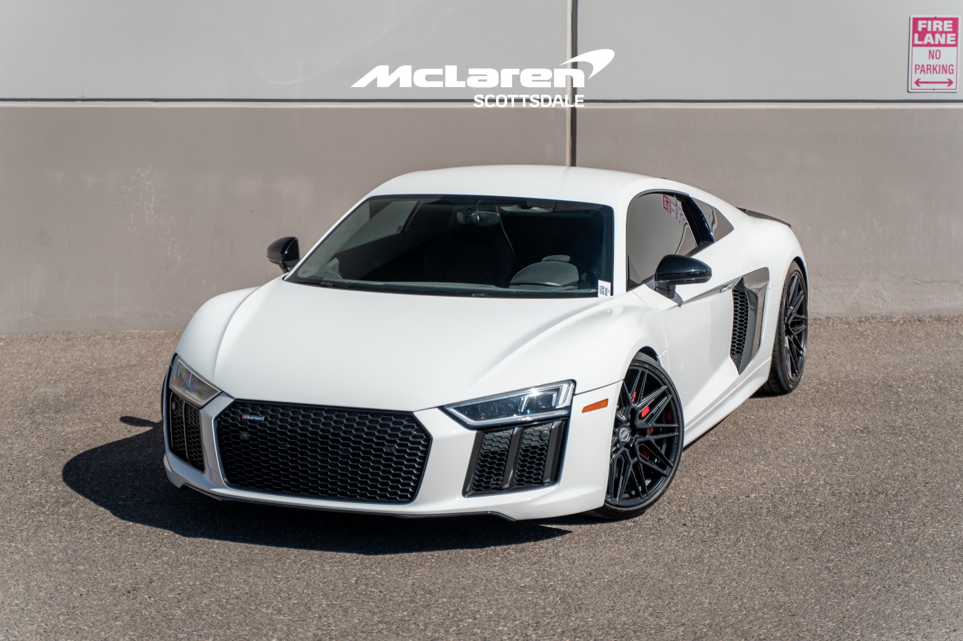 White 2018 Audi R8 Coupe Rear-Wheel Drive 7-Speed Automatic