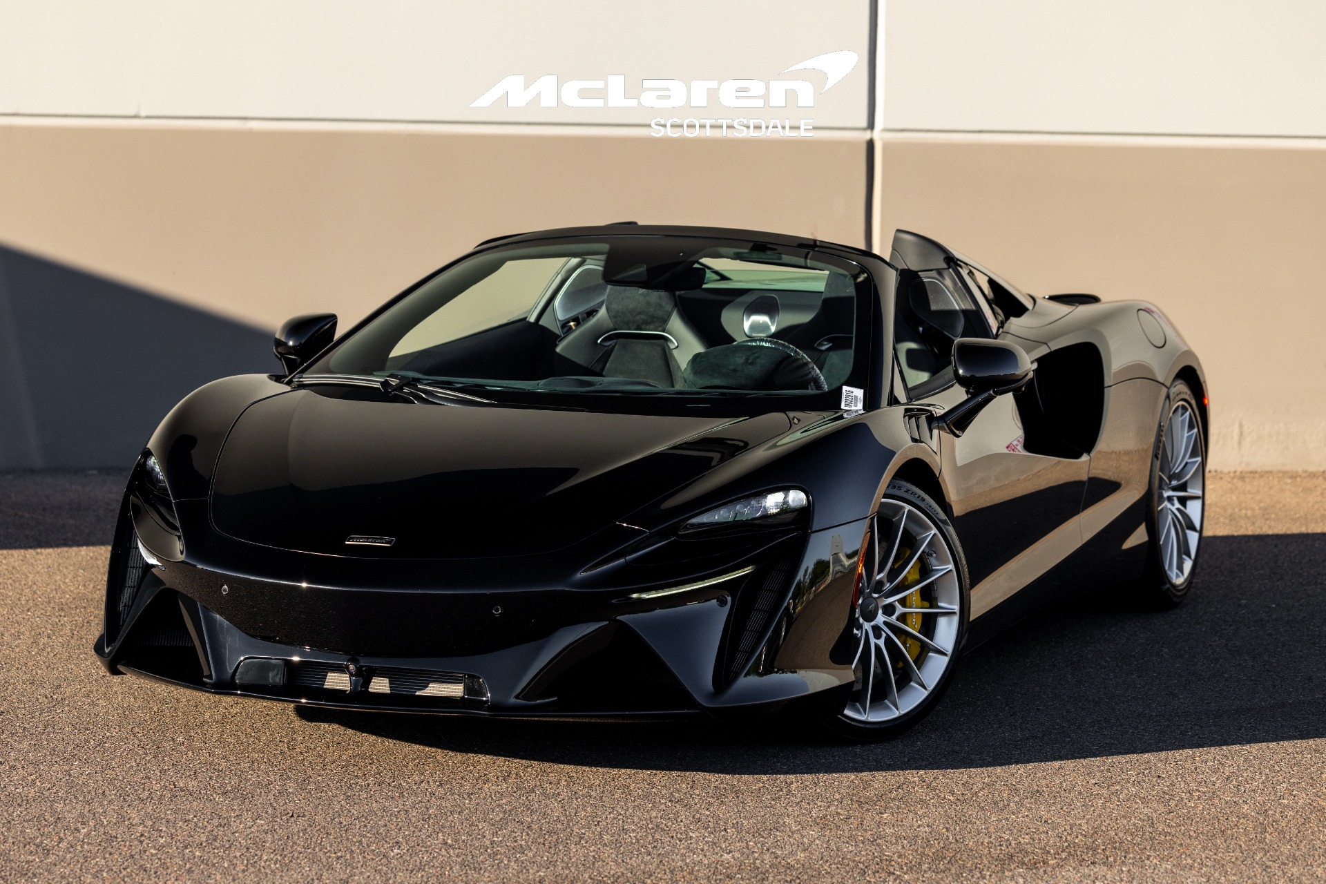 その他 Michael Kagan CERNAN Black Used 2025 MCLAREN ARTURA Performance For Sale (Sold) | McLaren
