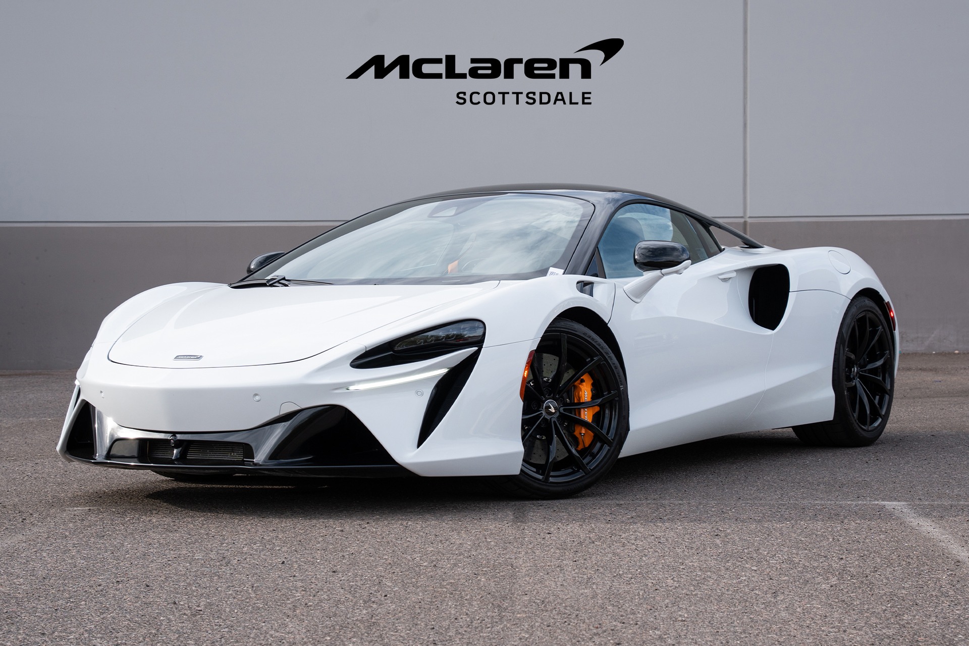 その他 Michael Kagan CERNAN White Used 2023 MCLAREN ARTURA Vision For Sale (Sold) | McLaren