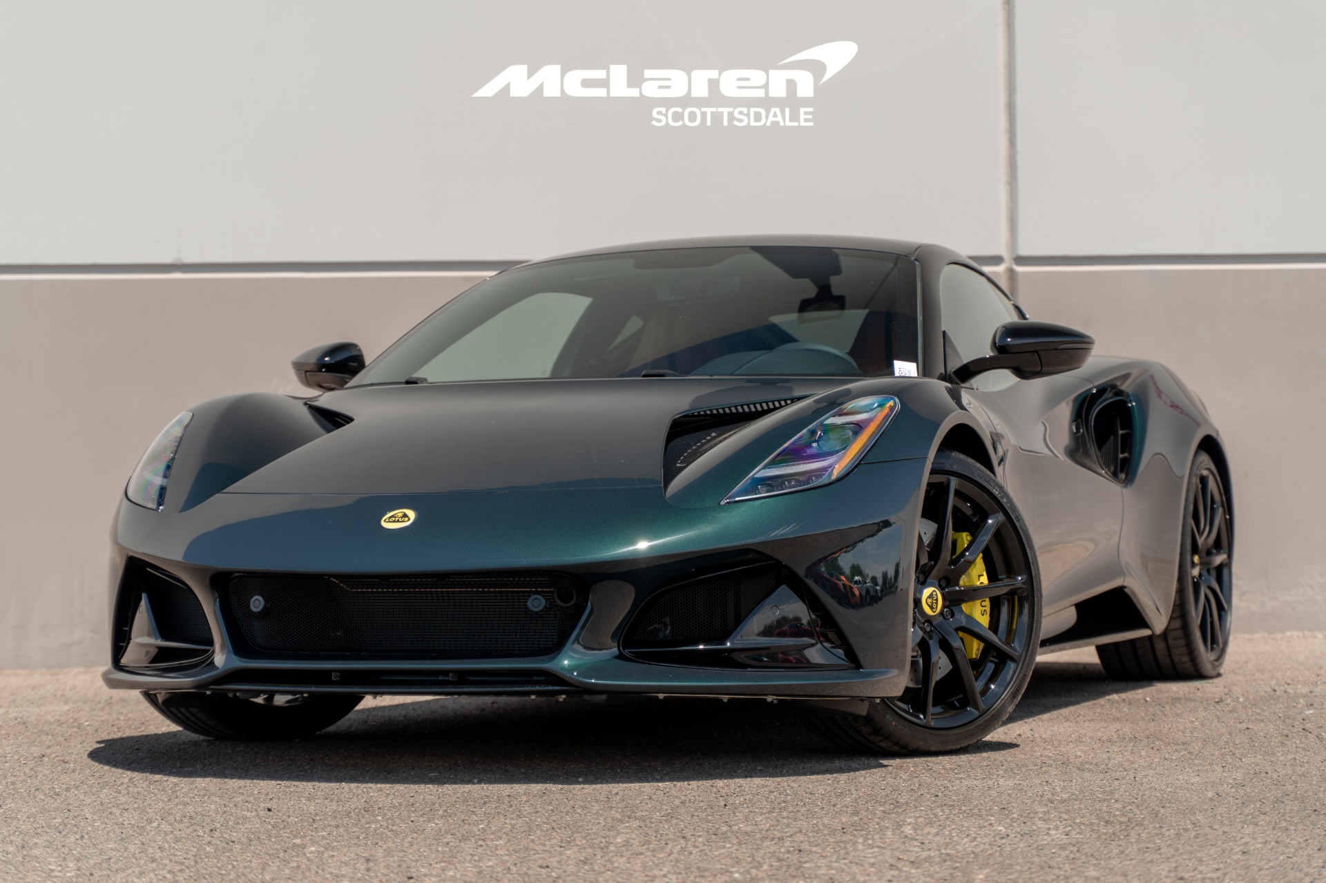 2025 Lotus Emira Base photo 2