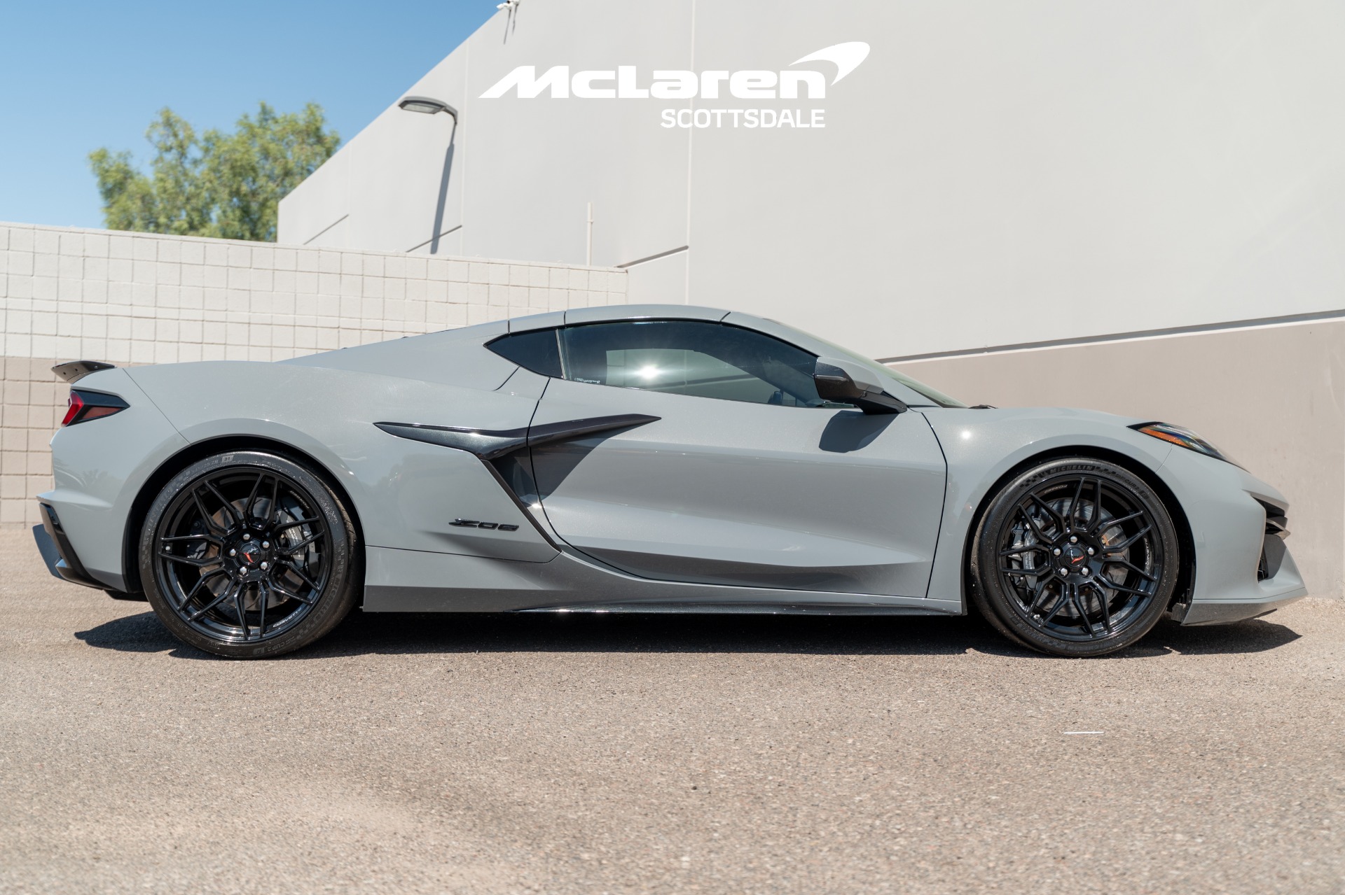 シルバー833.3/1000 Used 2024 CHEVROLET CORVETTE Z06 3LZ For Sale (Sold) | McLaren