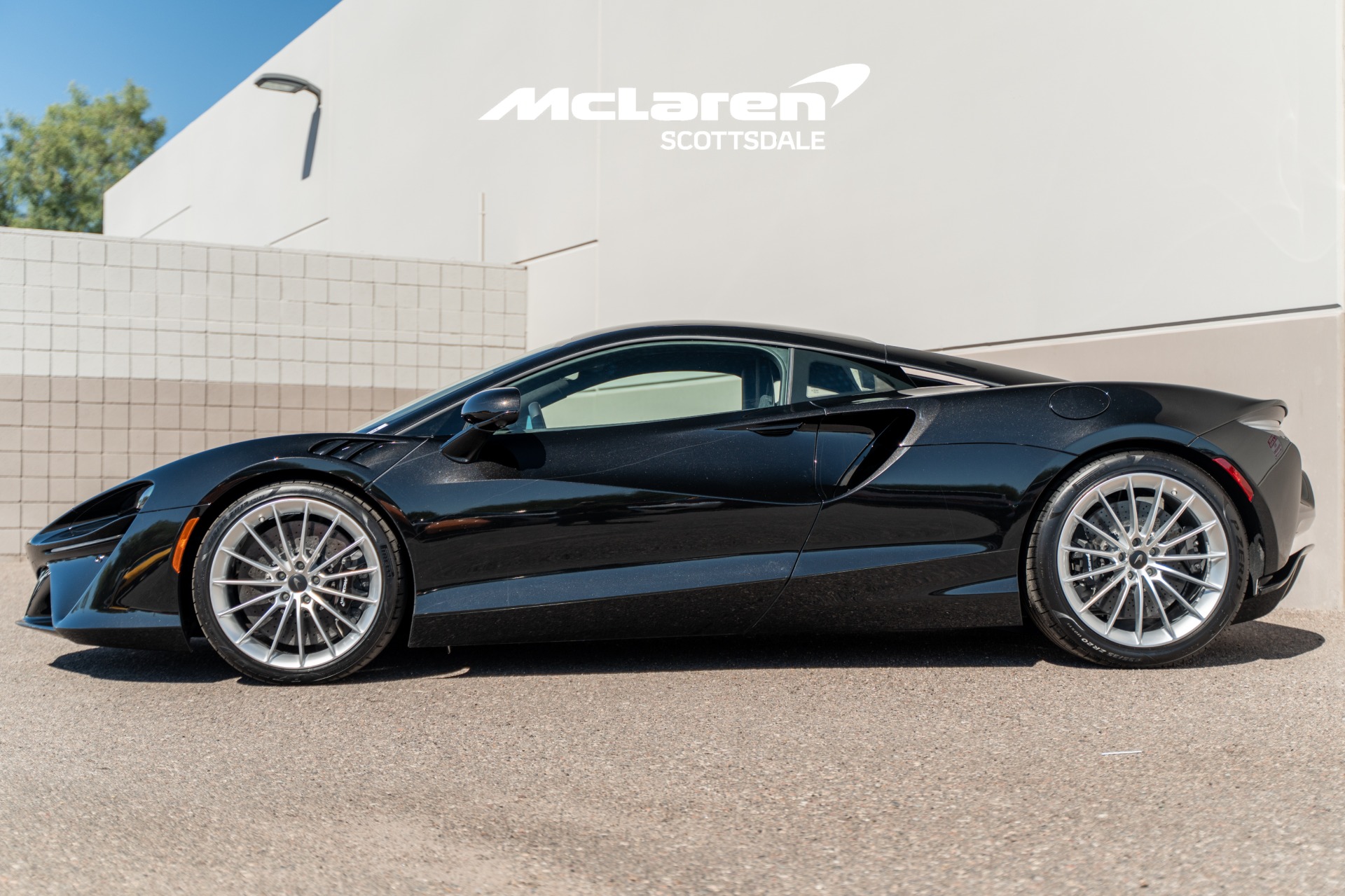 2025 Mclaren ARTURA photo 4