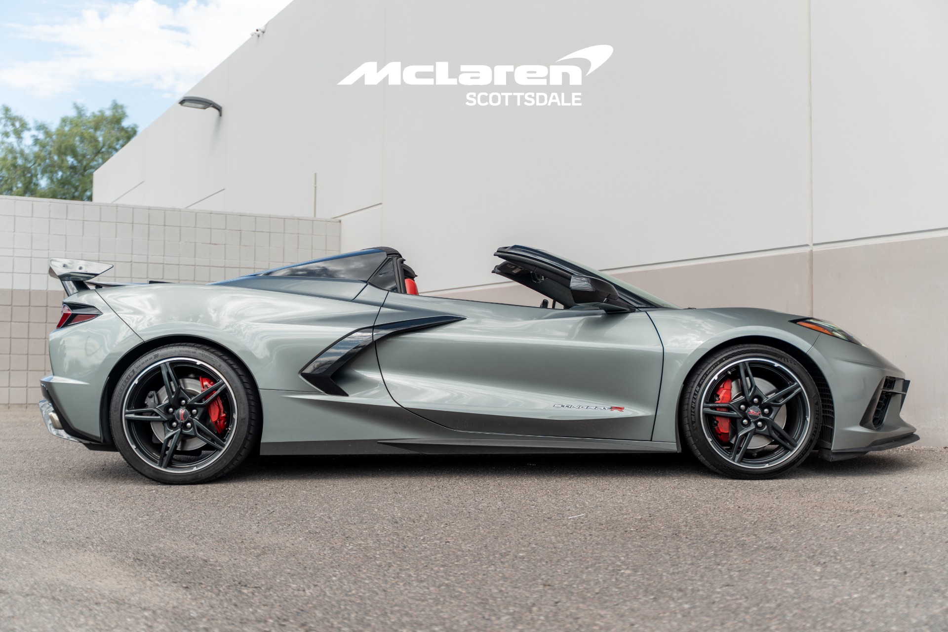 Retroshift CX2 グレー Used 2022 CHEVROLET CORVETTE Stingray For Sale (Sold) | McLaren