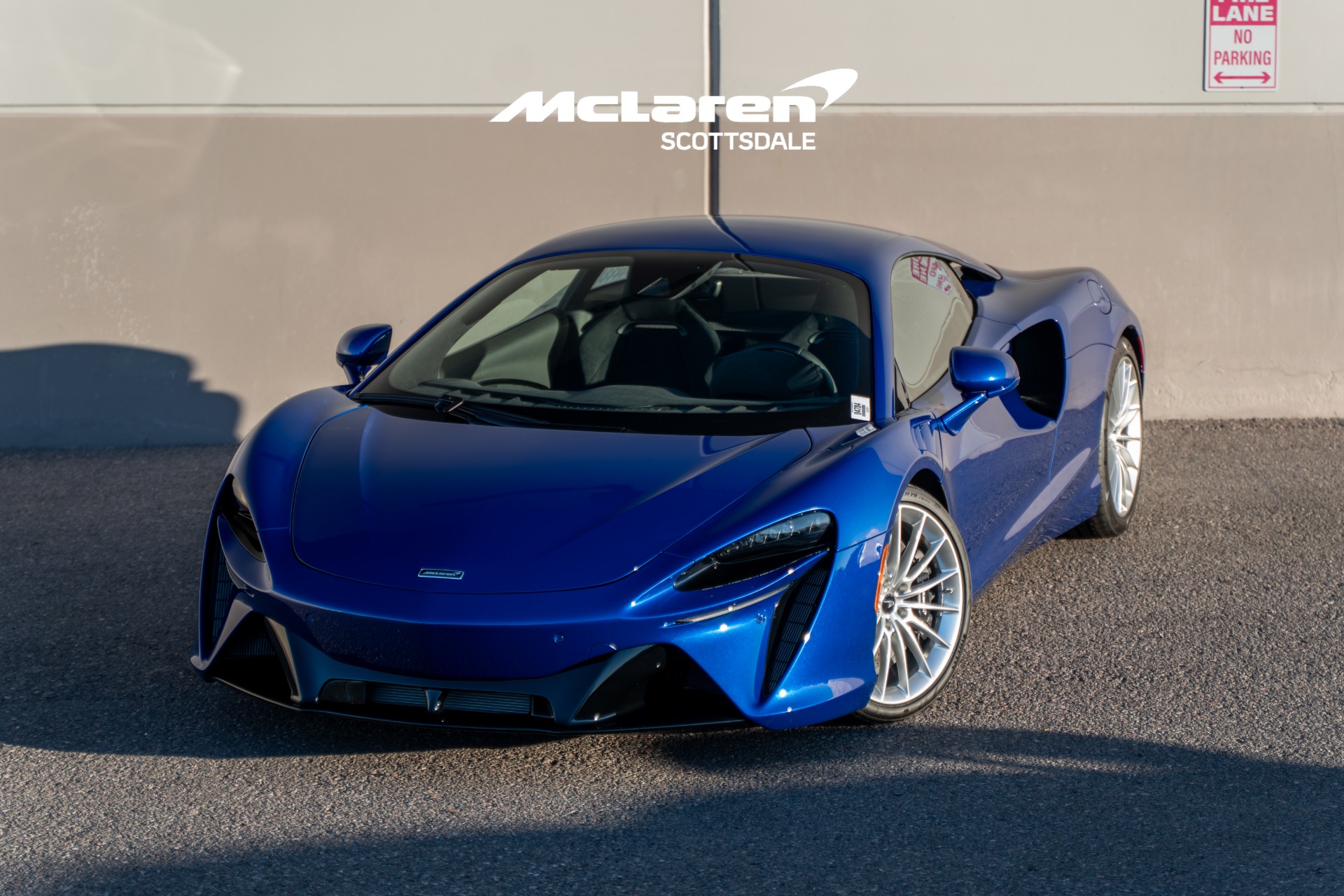 2026 McLaren Artura's photo