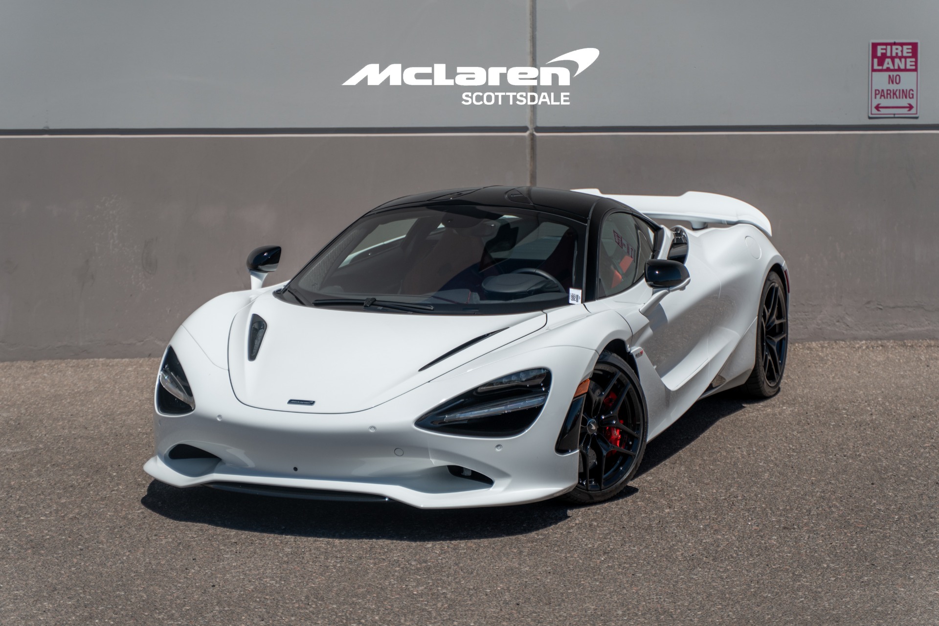 2024 McLaren 750S 4.0 V8's photo