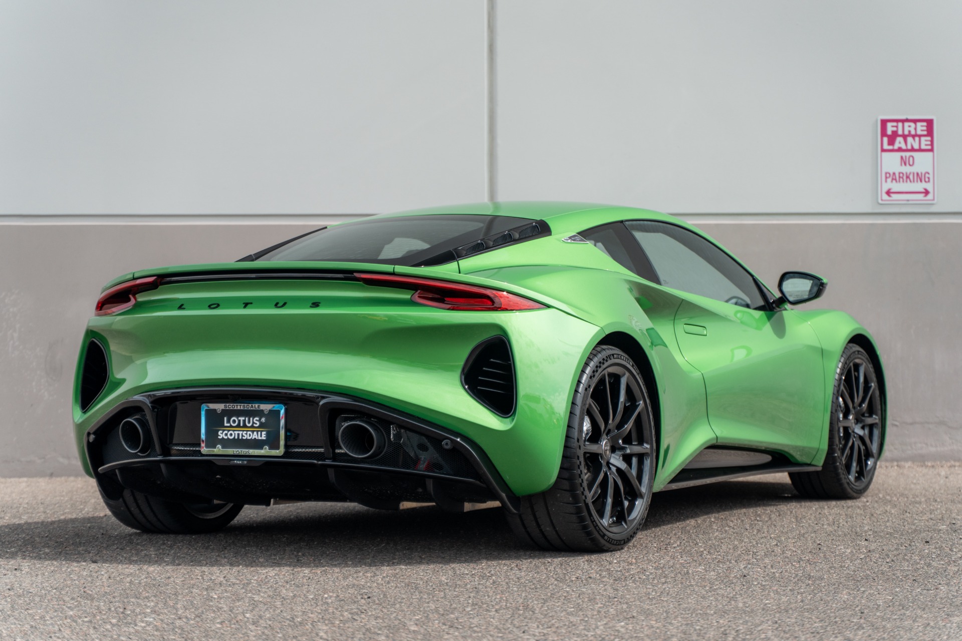 その他 Lotus SmartSuite Millennium Edition 9.8 New 2026 LOTUS EMIRA V6 SE For Sale ($120,100) | McLaren