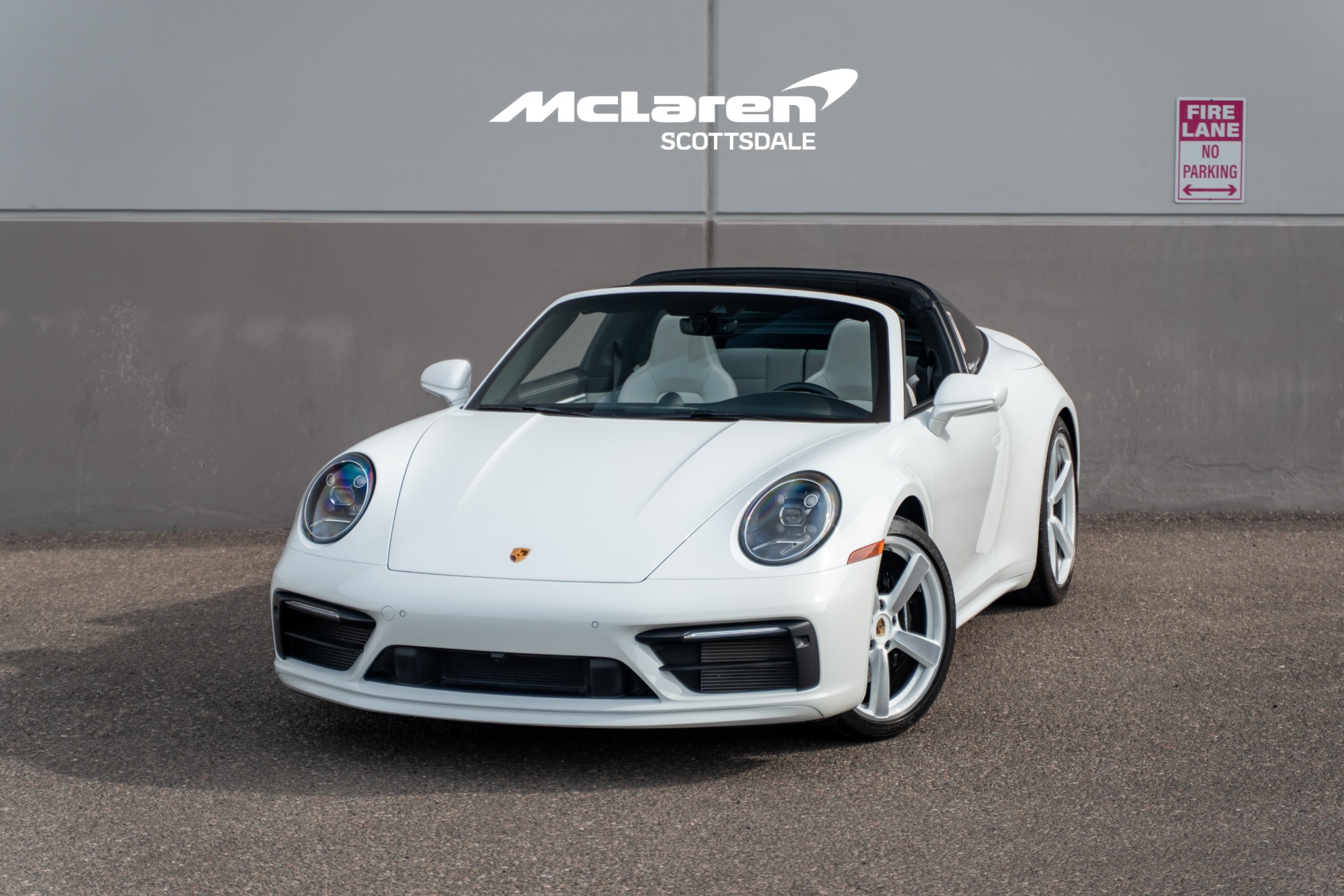 2023 Porsche 911 Targa 4 GTS's photo