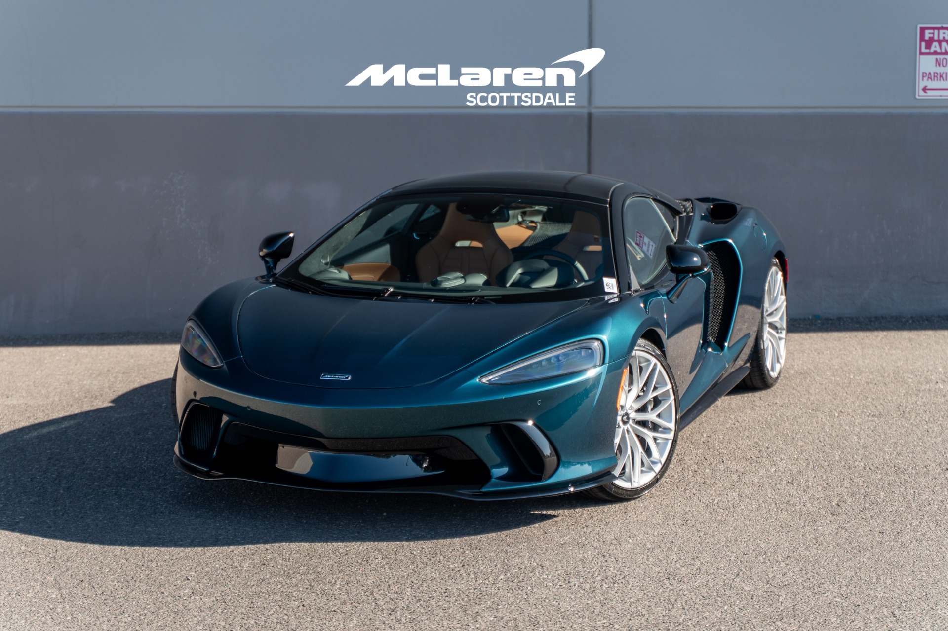 2026 McLaren GTS -'s photo