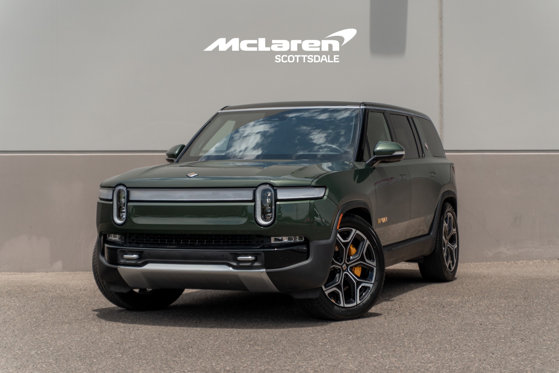 Used 2023 Rivian R1S Adventure with VIN 7PDSGABAXPN024053 for sale in Scottsdale, AZ