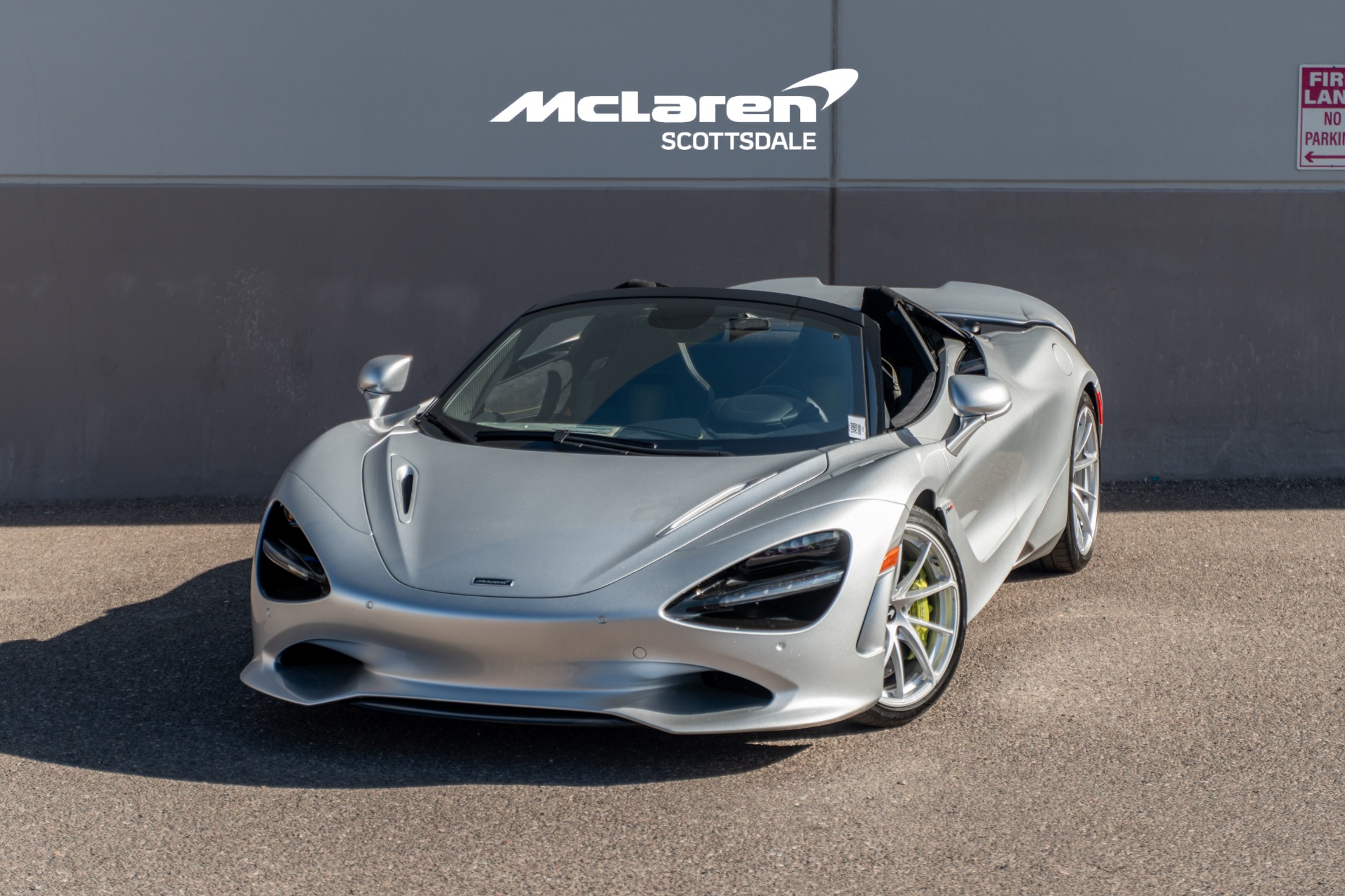 2025 McLaren 750S 4.0 V8 Spider's photo
