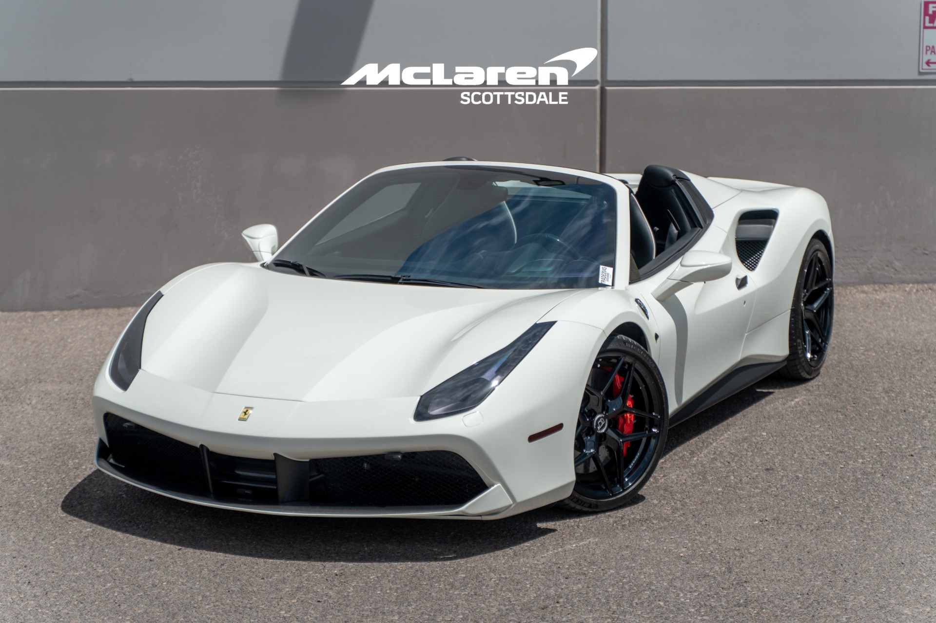 2017 Ferrari 488 -'s photo