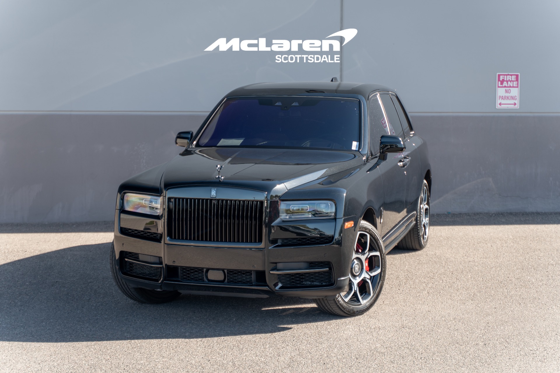 2022 Rolls-Royce Cullinan Black Badge's photo