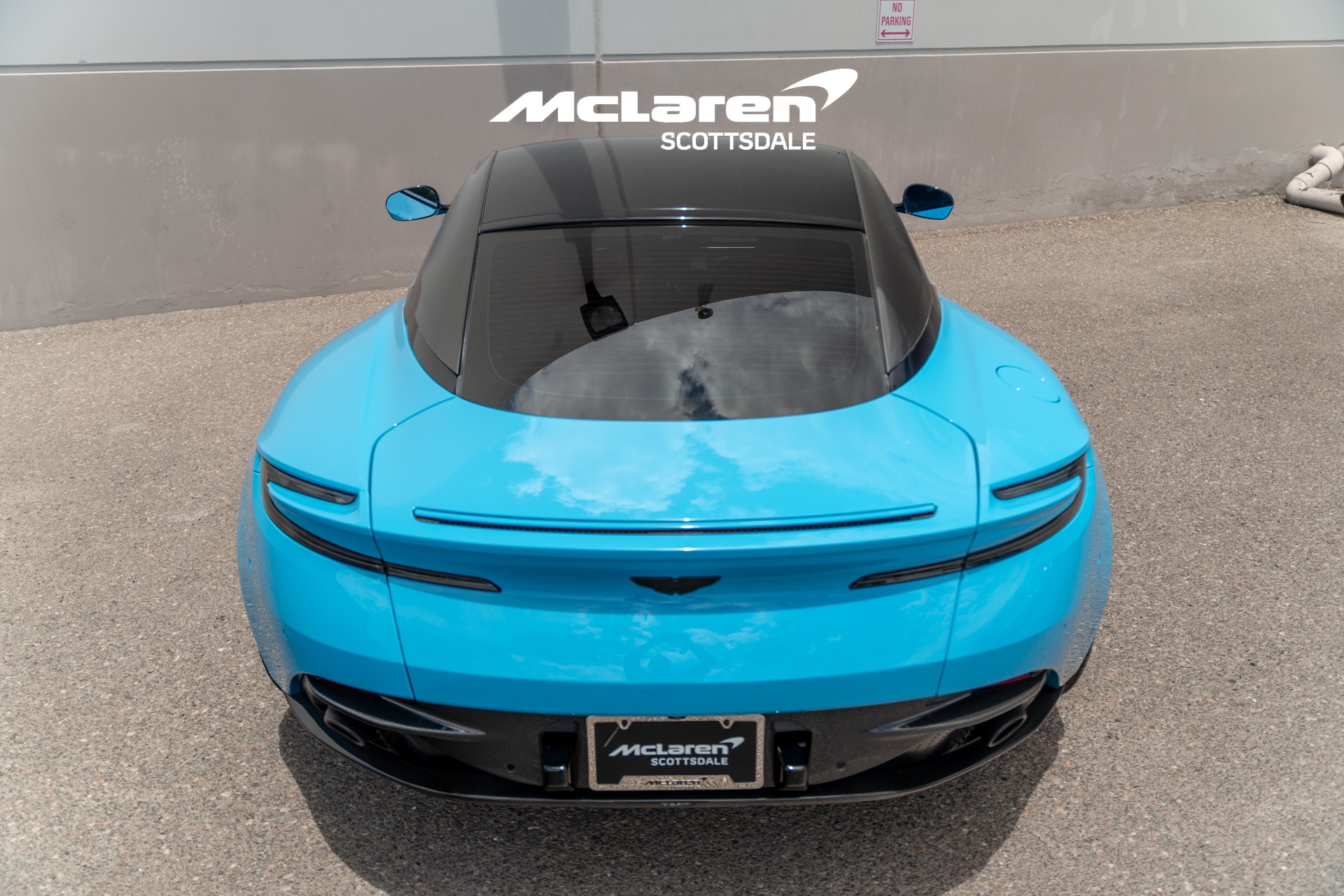 2024 Aston Martin DB12 Base - Photo 31