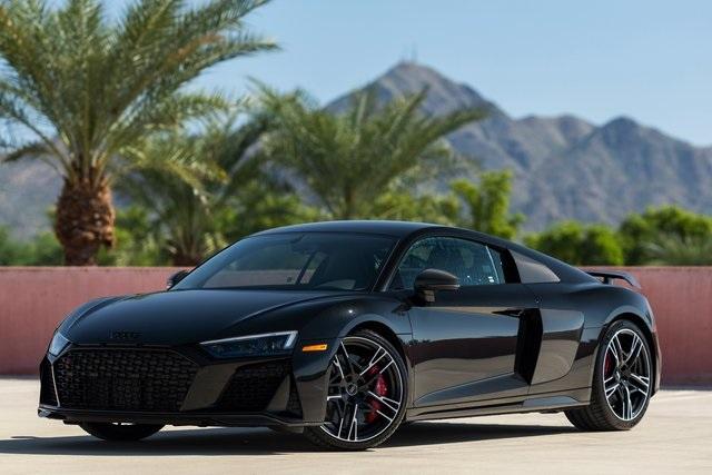 マイスト　Audi  R8 Amazon.com: Maisto – Audi R8 V10 Plus Silver – (36213s